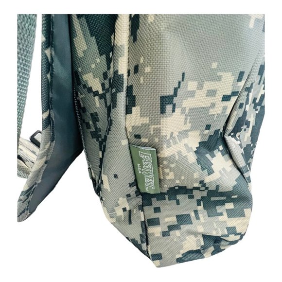 EastWest Diaper/Tote Bag Camo Design EUC - Picture 3 of 12